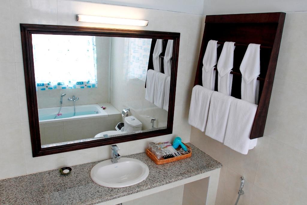 Inle Lotus Hotel Nyaung Shwe Chambre photo