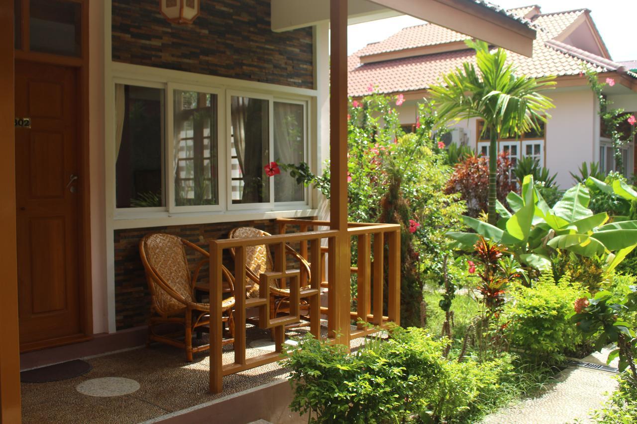 Inle Lotus Hotel Nyaung Shwe Extérieur photo