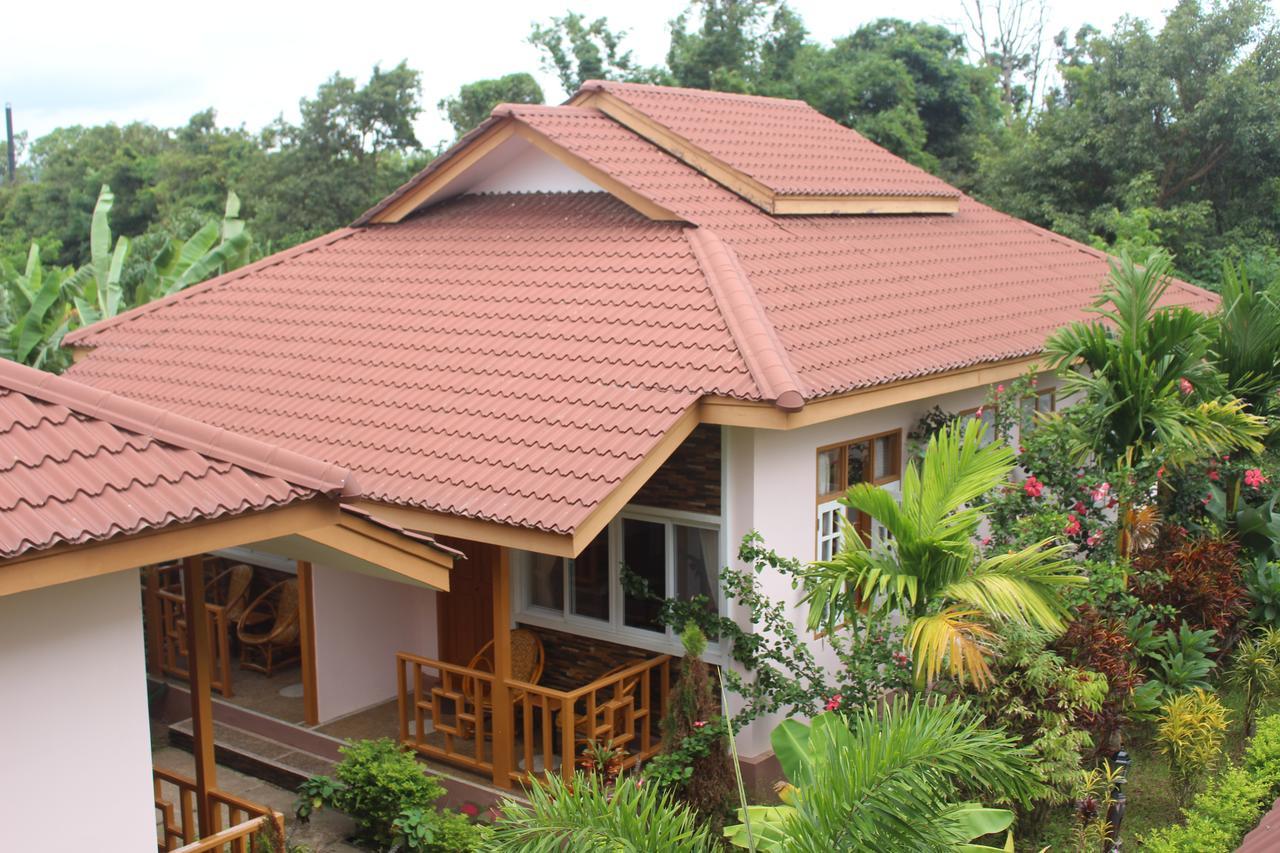 Inle Lotus Hotel Nyaung Shwe Extérieur photo